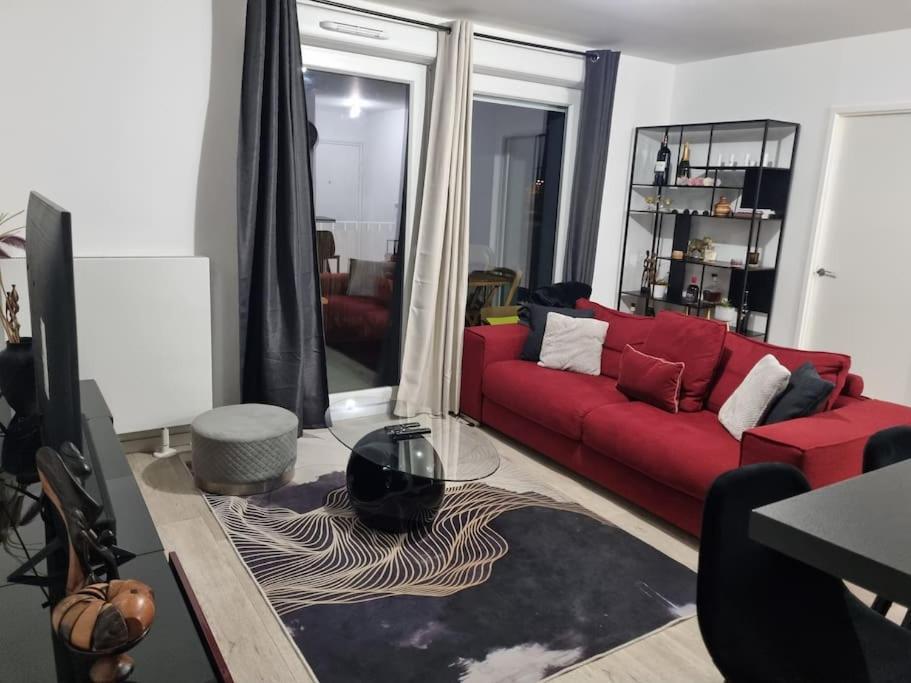 Appartement Cosy Et Equipe Meaux Extérieur photo